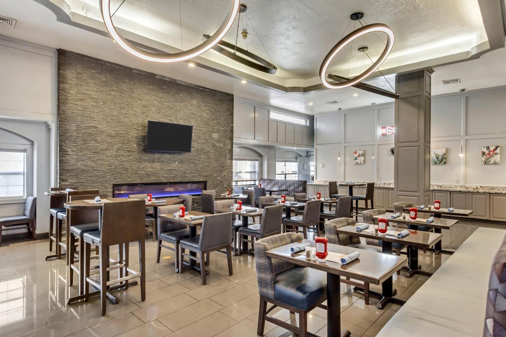Radisson Hotel Salt Lake City Airport Екстериор снимка
