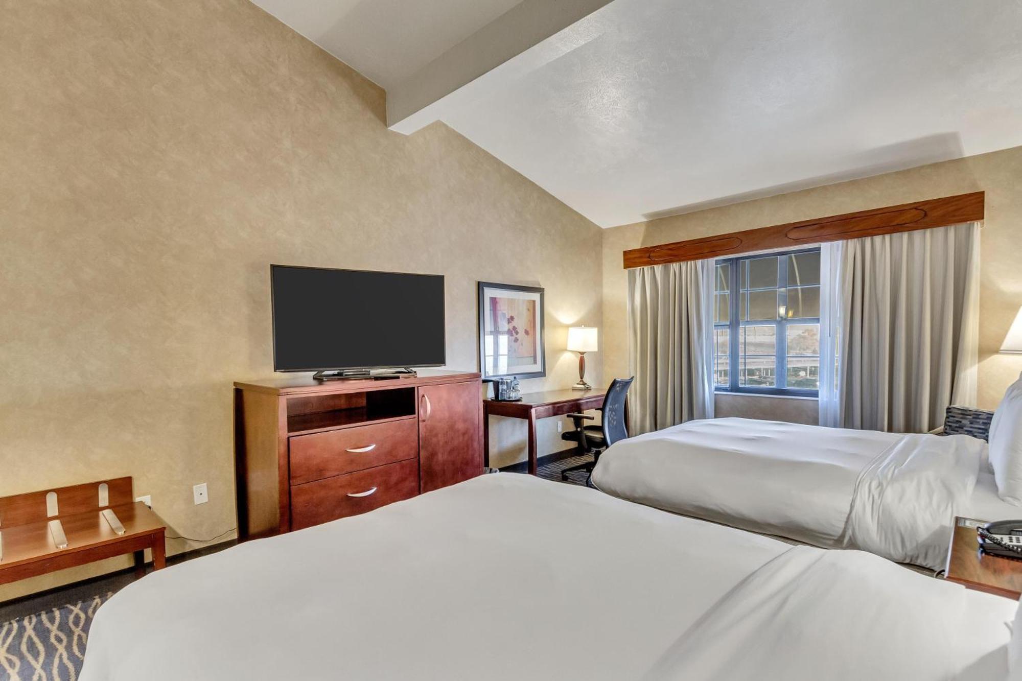 Radisson Hotel Salt Lake City Airport Екстериор снимка